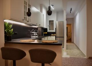 Fos Apartment - Ippokratous 2BDR Central Flat - Atene - 8