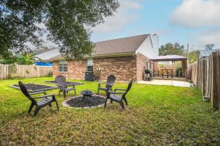 Near Dtwn and Beach Savannah Home with Game Room! - 8