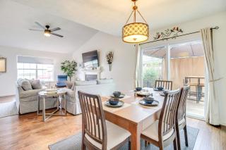 Near Dtwn and Beach Savannah Home with Game Room! - 2