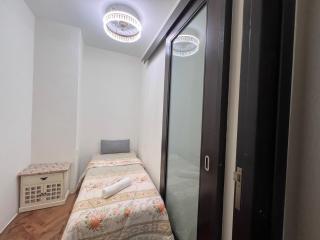 Luxury Seaview Family Suite at Straits Quay - Tanjong Tokong - 3