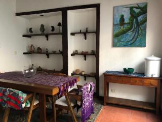 Poetry House Antigua Guatemala - 3