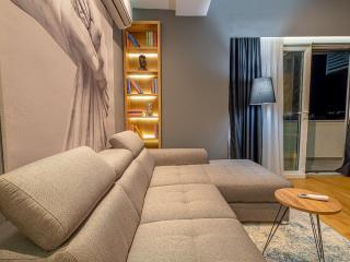 Night Pearl - Deluxe Apartment - Bar - 8