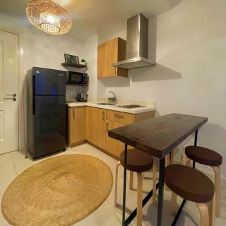 1 Bedroom Penthouse 3BEDS Sunset & City lights with big balcony FREE ACCESS to all amenities - Manila - 9
