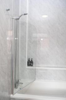 Contractor and Relocation Haven Sleeps 10 with Parking and Superfast WiFi - 5