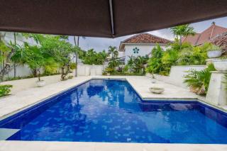 Spacious 2 Bedroom Private Pool Seminyak - 5