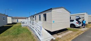 Lovely 3 bed with balcony and ramp - Rhyl - 9