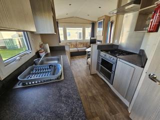 2 Bed Caravan Leanne centeal heated - Rhyl - 9