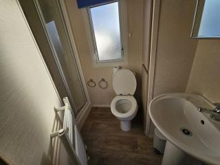 2 Bed Caravan Leanne centeal heated - Rhyl - 1