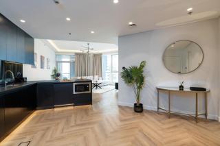 Spacious Upgraded-Classy - High Floor - Dubai - 4