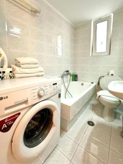 Cozy apartment in Voula - Athens - 4