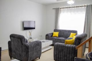 Stunning lakeview Apt 8mins from Speke Resort - Kampala - 7