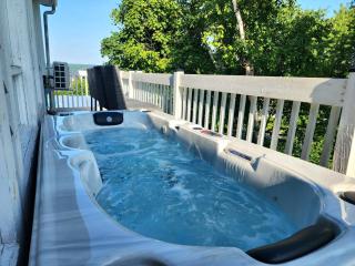 Relaxing Cityscape with Hot Tub - Quebeque - 0