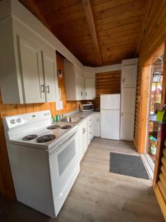 Adventures East Cottages and Campground - 3