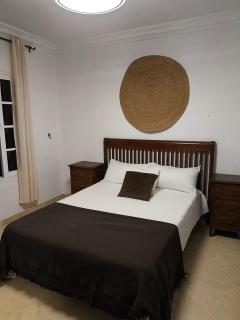 Family villa with pool in San José del Valle - 120 m² - 6
