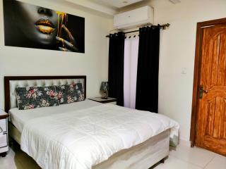 Private & Cozy 1-Bed Full Apartment - Islamabad - 9