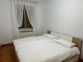 La casina - - 4