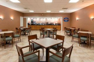 Baymont by Wyndham Salem Roanoke Area - Salem - 5