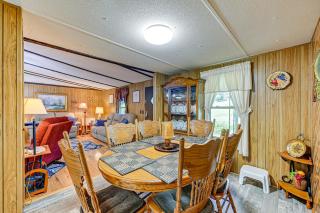 Creek Access & Spacious Yard: Quiet Sylva Home! - 7