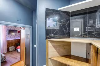 Stranger Pod - Rome - 1