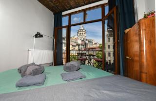 Galata Tower Is Almost In Your Bedroom And In The Balconies Rooftop Terrace with Golden Horn View - Istanbul - 5