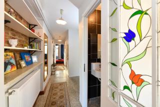 Taksim-Galata Tower Is Almost In Your Bedroom And In The Balconies Rooftop Terrace with Golden Horn View - 1