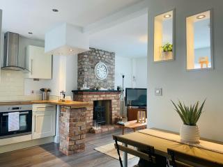 The Cosy Nook - Belfast - 3