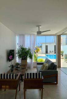 Casa com piscina em Cabo Frio - Cabo Frío - 0
