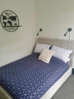 Deluxe 2-bed Apartment, Birmingham - Birmingham - 6