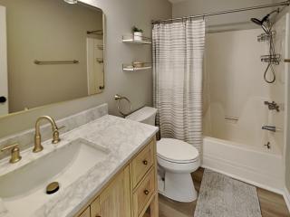 Pelican Place - Surf City - 1