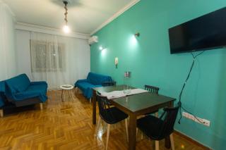 apartment near athens archaeological museum - Atene - 0