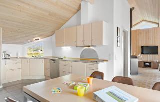 Awesome Home In Storvorde With Sauna - 5