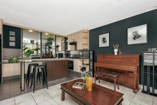 Poolside Villa - Johannesburg - 1