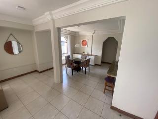 Apartamento quadra mar - Meia Praia - 8