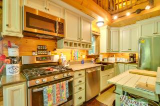 The Locke-ness Pond Cabin in Chesterville! - 3