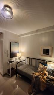 The New Villa at Shore 2 Residences - Manila - 1
