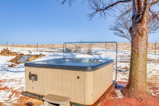 Home in Cimarron National Golf Club with Hot Tub! - Guthrie - 9