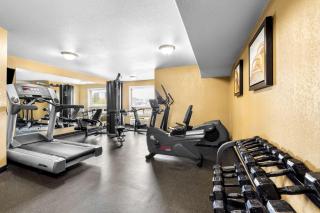 SureStay Plus Hotel by Best Western Drumheller - 2