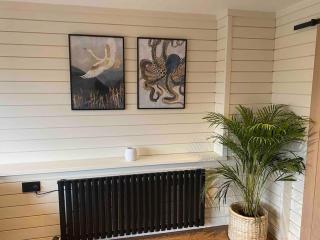 brand new cozy cabin with parking - 9