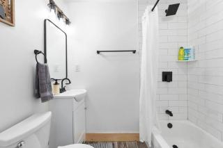 Hidden Hollow 3BD Cabin - Hot Tub, Wifi, Game Room, Fire Pit - Luray - 3