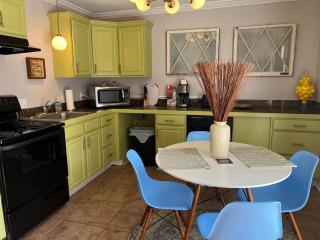 Cute 2 bedroom near LSU - Baton Rouge - 0