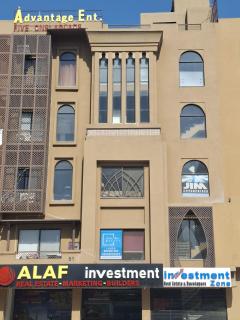 Luxury 2-Bed Penthouse w Private Terrace & Views - Rawalpindi - 8