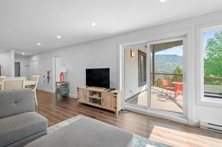 Peaceful Condo with Stunning Mountain and Lake Views - Mont-Tremblant - 7