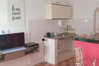 Mini casa 39 km de Brasília Novo Gama GO prox Valp GO max 3 hóspedes - Novo Gama - 0
