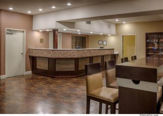 Best Western Plus Pioneer Park Inn - Fairbanks - 2