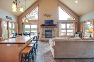 Lakefront Wisconsin Getaway with Kayak and Boat Dock! - - 6