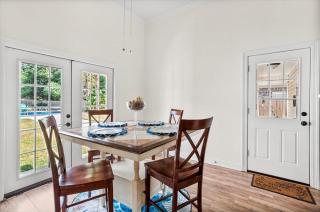 Endless Summer Retreat with Private Pool near Beach - Gautier - 2