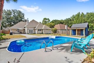 Endless Summer Retreat with Private Pool near Beach - 1