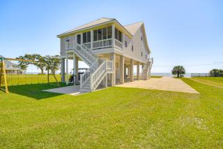 Walk to Beach Oceanfront Home with Outdoor Kitchen - 0