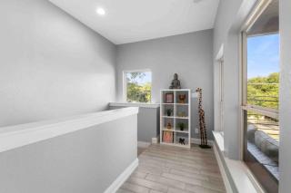 New Swanky Rustic Modern 5 STAR Home near Downtown - Dallas - 3