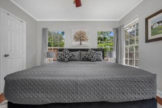 NEW The Safari House. Two Primary King Bedrooms and Pool - Dallas - 3